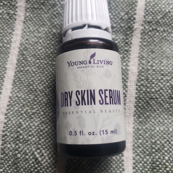 Young Living Other - Young Living Dry Skin Serum